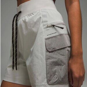 Lululemon Multi-Pocket Cargo Hiking Shorts Seal Grey Sz 6